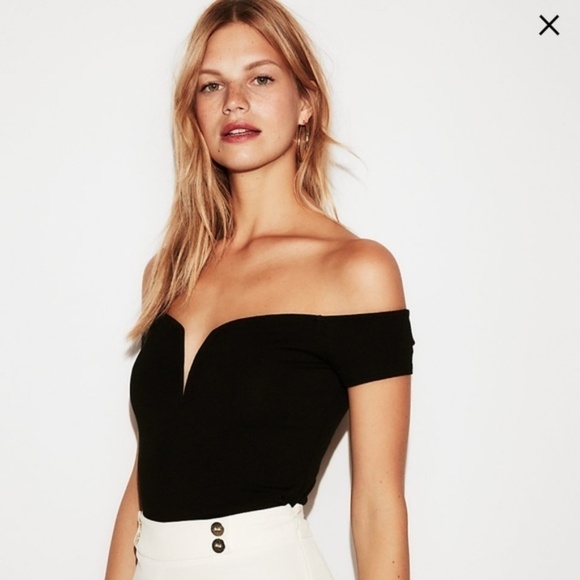 EXPRESS Off-Shoulder Top PETITE - Picture 3 of 11